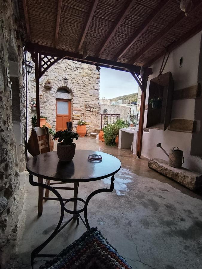 Villa Μεστα - Πλατεια Mestá Exterior foto